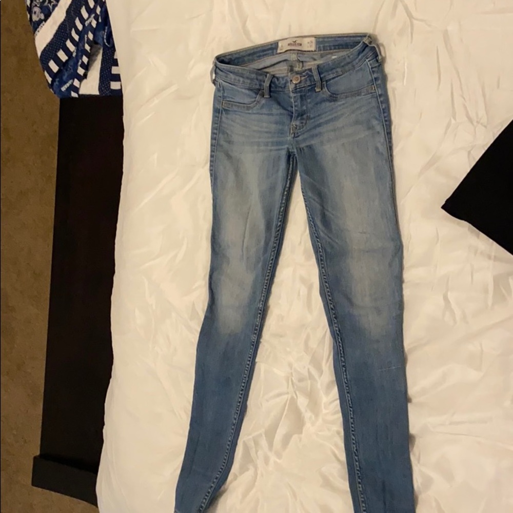 Hollister jeans